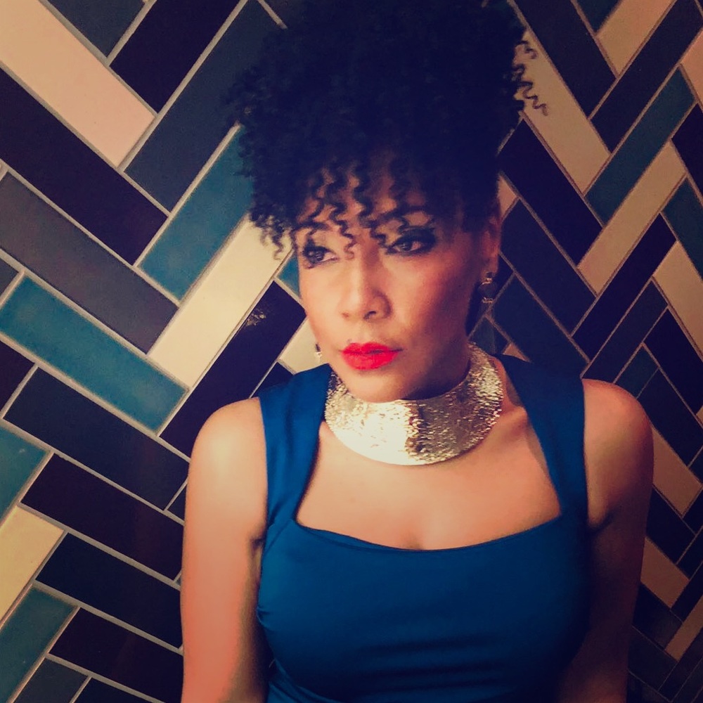 Meet your Posher, Syl